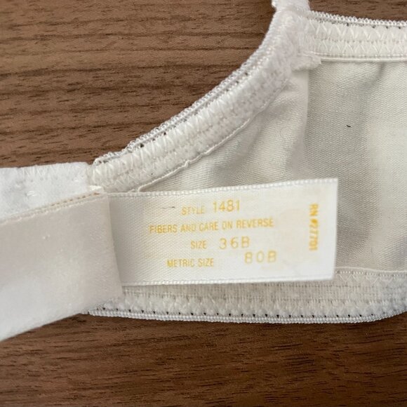 Vintage Oscar de la Renta bra | 36B - Picture 7 of 7